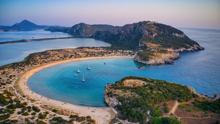 Where is the peloponnese